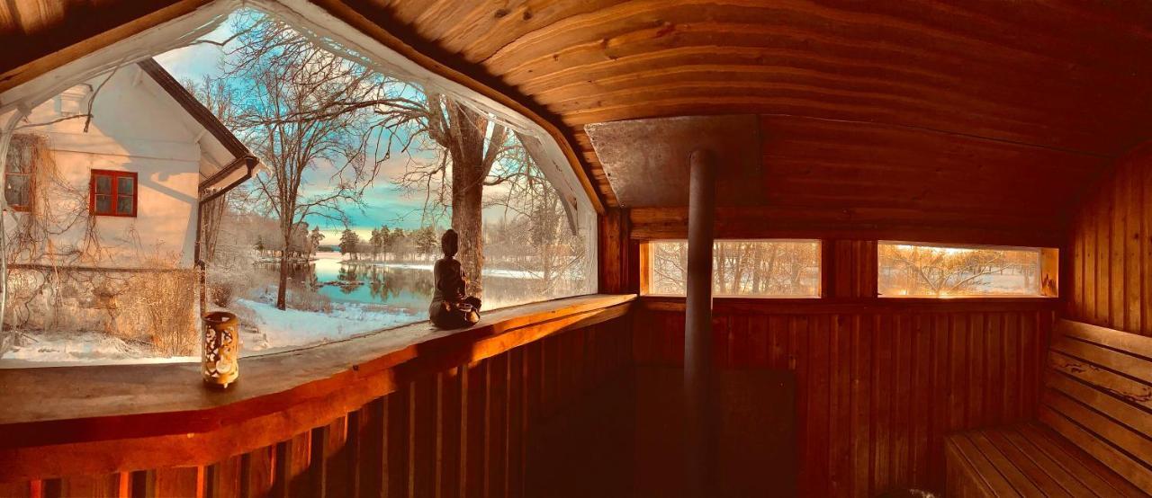 Romantic Spa Villa With Fireplace By The Lake Stjarnsund Eksteriør bilde