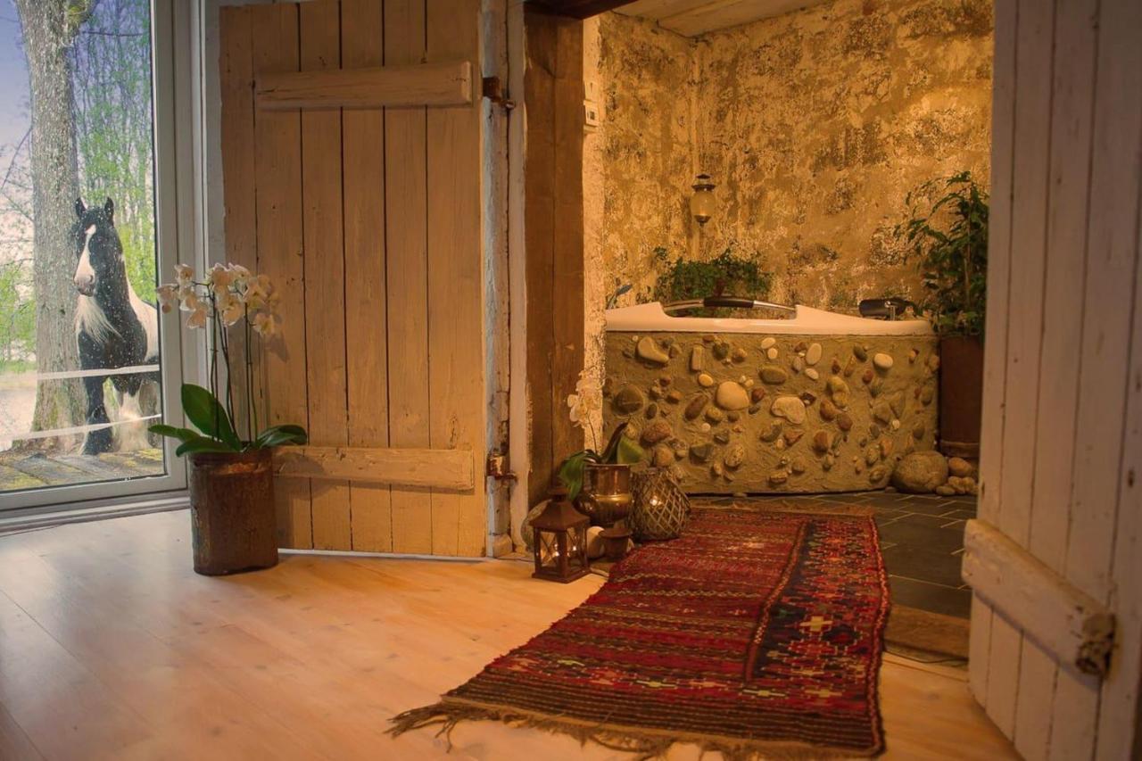 Romantic Spa Villa With Fireplace By The Lake Stjarnsund Eksteriør bilde