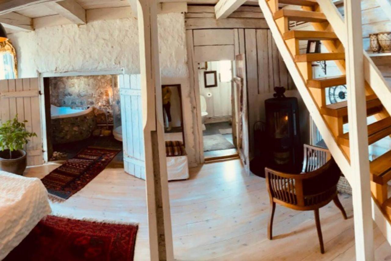 Romantic Spa Villa With Fireplace By The Lake Stjarnsund Eksteriør bilde
