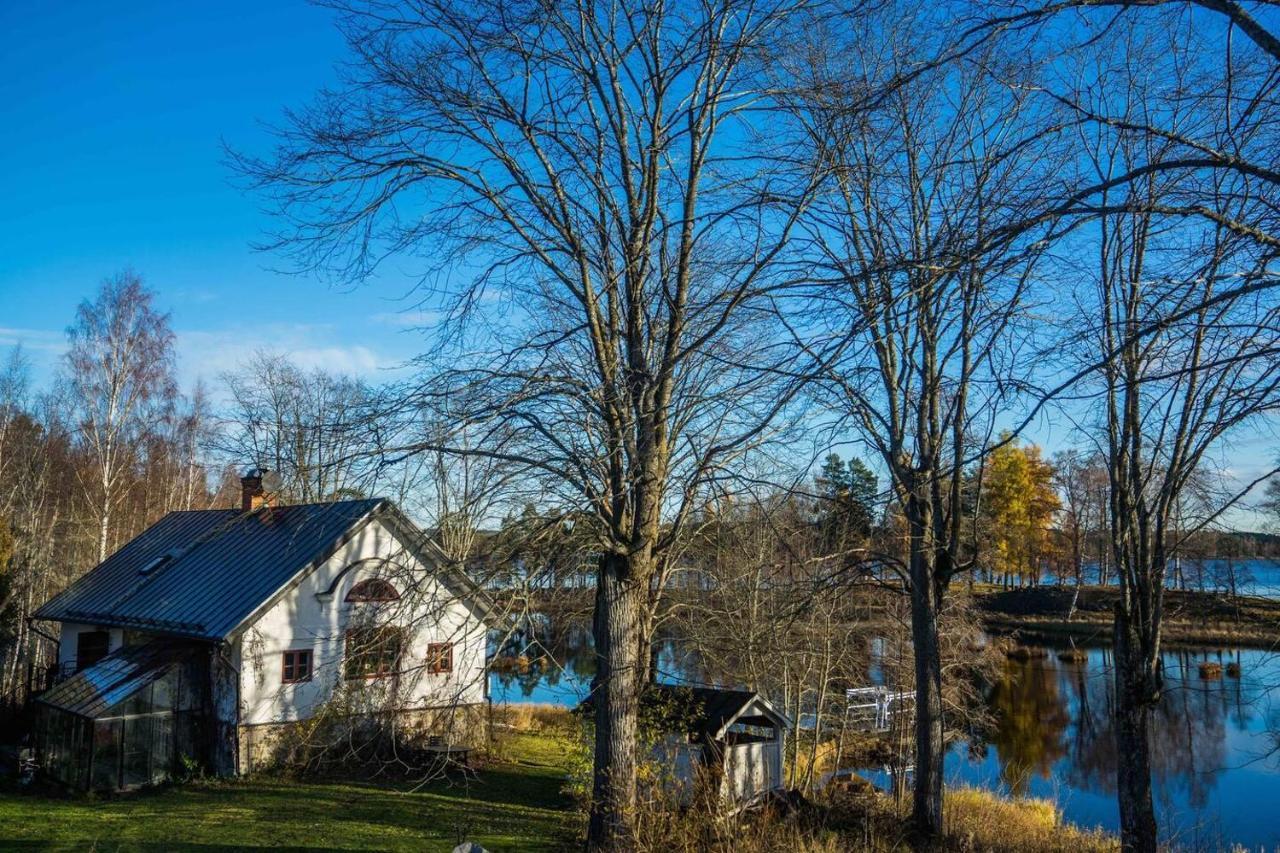Romantic Spa Villa With Fireplace By The Lake Stjarnsund Eksteriør bilde