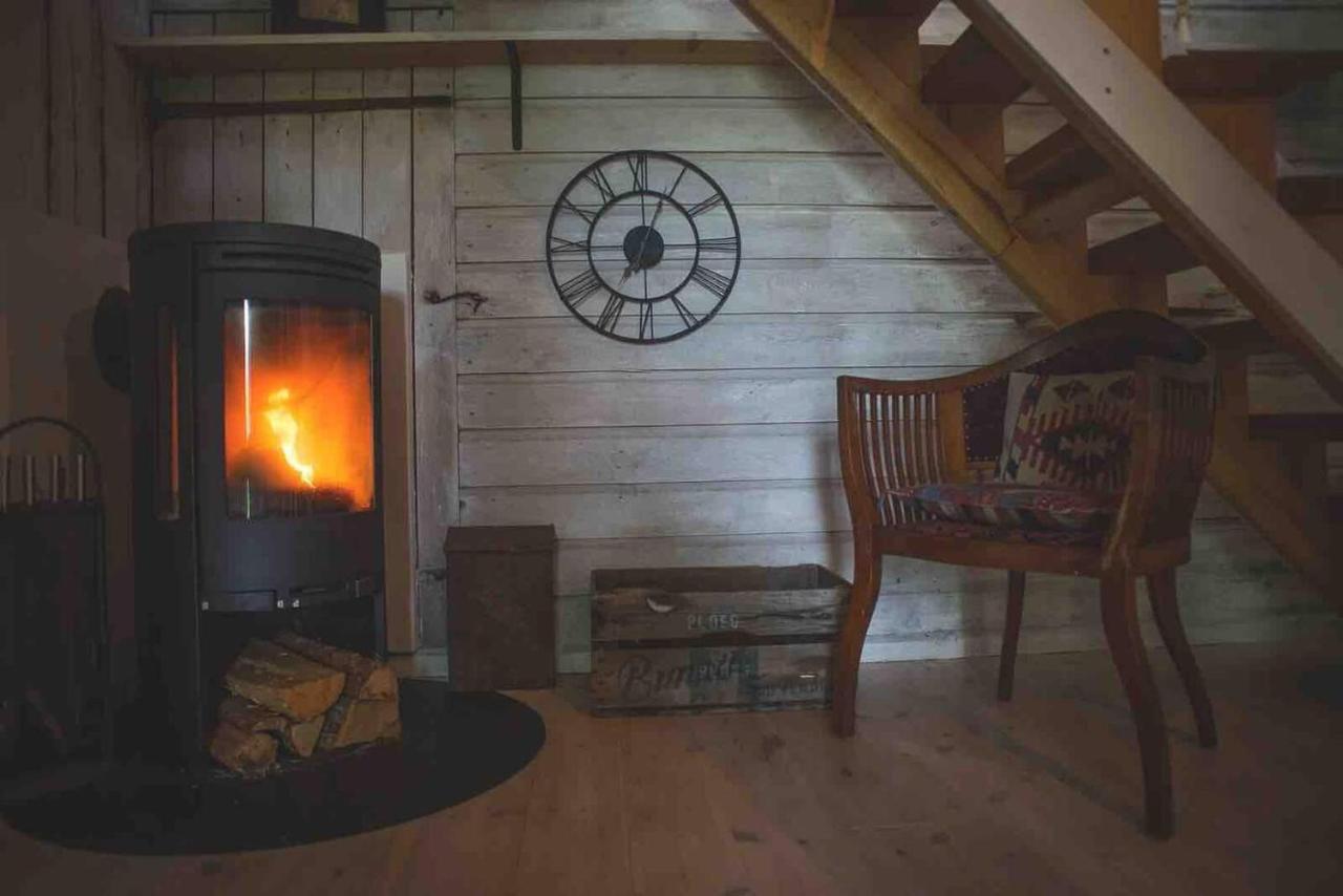 Romantic Spa Villa With Fireplace By The Lake Stjarnsund Eksteriør bilde